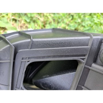 HYUNDAI VELOSTER HALOGEN PRAVÝ 2212022R