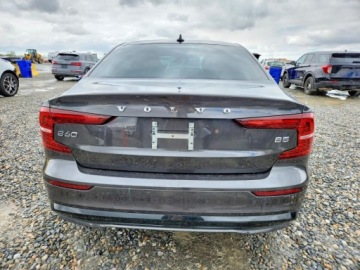 Volvo S60 III 2024 Volvo S60 Core 2024 2.0 Benzyna 247KM, zdjęcie 2