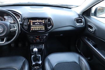 Jeep Compass II SUV 1.4 MultiAir 140KM 2019 Jeep Compass 1.4 MultiAir, Salon Polska, zdjęcie 7