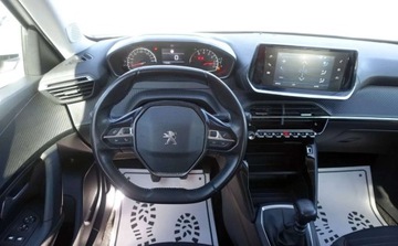 Peugeot 2008 II SUV 1.2 PureTech 100KM 2020 Peugeot 2008 1.2 101KM Bezwypadkowy Full LED Navi Kamera cofania Android, zdjęcie 13