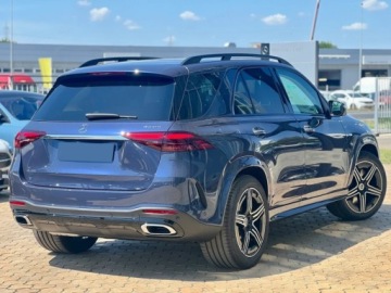 Mercedes GLE V167 SUV Facelifting 2.0 300d 269KM 2025 MERCEDES-BENZ GLE 300 d 4-Matic AMG Line 2.0 (269KM) 2025, zdjęcie 1