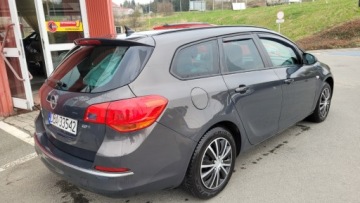 Opel Astra J Sports Tourer 1.7 CDTI ECOTEC 130KM 2012 Opel Astra ASTRA 1.7cdti 130KM Lift Ledy Xenon Navi MOZLIWA ZAMIANA 1.7, zdjęcie 5