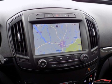 Opel Insignia I Sports Tourer Facelifting 2.0 CDTI ECOTEC 130KM 2014 Opel Insignia COSMO 130 Navi Parkdistance 2.0 Diesel 130KM, zdjęcie 24