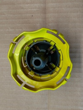 КРЕПЛЕНИЕ ЗАПАСНОГО КОЛЕСА PEUGEOT 208