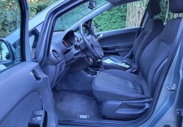 Opel Corsa D Hatchback 1.4 Twinport ECOTEC 100KM 2010 Opel Corsa 1.4I Zadbane Bagaznik na Rowery 1.4 Benzyna 100KM, zdjęcie 19