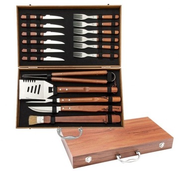 Набор из 18 аксессуаров для гриля в чемодане.