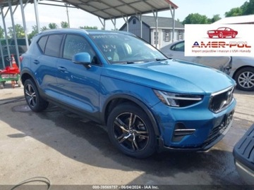 Volvo XC40 2023 Volvo XC 40 2023r, B5, 4x4, 2.0L 2.0 Benzyna 252KM