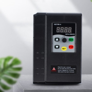 Трехфазный цифровой инвертор 380 В 2,2 кВт