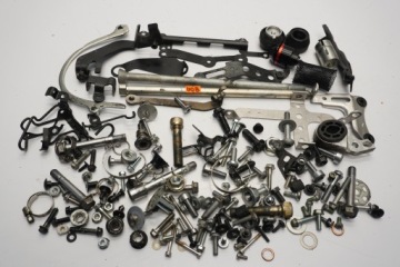 HONDA CBR 1000RR 17-19 БОЛТЫ ВИНТЫ