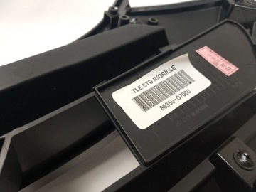 Hyundai TUCSON III 3 имитация решетки. КАТОВИЦЕ