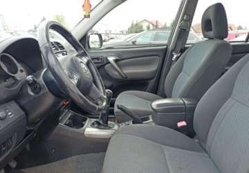 Toyota RAV4 II 2.0 16V D-4D 116KM 2005 Toyota RAV4 Toyota RAV4 2.0 Diesel 116KM, zdjęcie 9