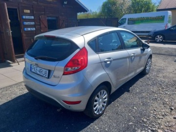 Ford Fiesta VII 2009 Ford Fiesta FORD FIESTA 1200 benzyna 5 drzwiach zarejestrowane w kraju 1.2, zdjęcie 2