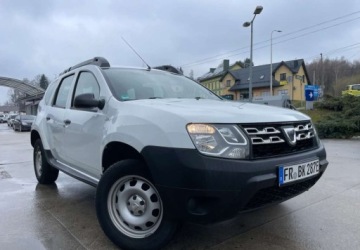 Dacia Duster I SUV Facelifting 1.6 16V 105KM 2014 Dacia Duster Dacia Duster 1.6 16V 105 4x2 Ice 1.6 Benzyna 105KM, zdjęcie 1