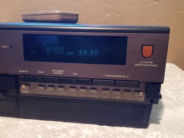 SABA VR 7011 z pilotem ( kaseta przy próbie wyjęcia zablokowała się ! )