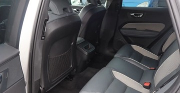 Volvo XC60 II 2020 Volvo XC 60 B4 Diesel AWD R-DESIGN 19714KM Salon PL I Wlasciciel Gwarancj, zdjęcie 13