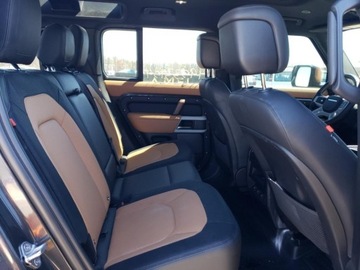 Land Rover Defender IV (L663) 2023 Land Rover Defender 110 X-Dynamic Se 2023 3.0l 3.0 Benzyna 395KM, zdjęcie 10