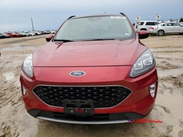 Ford Kuga III 2020 Ford Kuga 2020 r. ,2,5L ESCAPE TITANIUM 2.5 Hybryda 200KM, zdjęcie 1