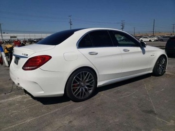 Mercedes Klasa C W205 2017 Mercedes-Benz Klasa C 2017 Mercedes-Benz C-Class AMG C 63 S Sedan 4.0 503KM, zdjęcie 2
