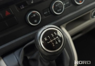 Volkswagen Caravelle T6 2016 Volkswagen Caravelle Bezwypadkowy, FV23, 9-osobowy, KredytowanieLeasing, g, zdjęcie 23