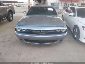Dodge Challenger III 2015 Dodge Challenger 2015 Dodge Challenger SXT 3.6 Benzyna 305KM, zdjęcie 1