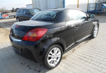 Opel Tigra II 1.4 16V TWINPORT ECOTEC 90KM 2005 Opel Tigra Opel Tigra B 1.4 BENZYNA 90 KM 1.4 Benzyna 90KM, zdjęcie 4