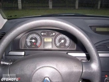 Renault Laguna II Kombi 1.9 dCi 120KM 2005 Renault Laguna 1,9DCI, zdjęcie 13