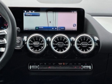 Mercedes GLA II Off-roader Facelifting 1.3 200 163KM 2026 MERCEDES-BENZ GLA 200 AMG Line Suv 1.3 (163KM) 2026, zdjęcie 9