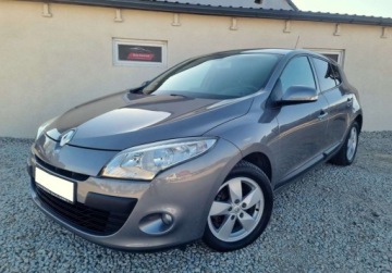 Renault Megane 2010 Renault Megane SLICZNY 1.6 Benzyna BOGATA WERSJA Oryginal ZADBANY Niski Pr