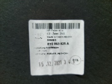 AUDI A3 8Y4 HB 5D TLUMENÍ KAPOTY 8Y0863825A