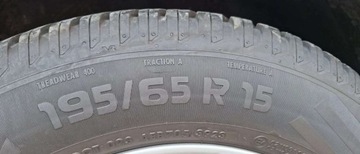 Toyota Auris II 2013 Toyota Auris Toyota Auris 1.8 Hybryda 99KM, zdjęcie 28