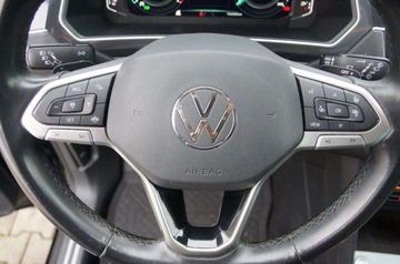 Volkswagen Tiguan II SUV Facelifting 2.0 TDI 150KM 2022 Volkswagen Tiguan 2.0 TDI CR 150 KM DSG, Kamera, Virtual, Salon PL, FV23,, zdjęcie 18