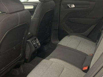 Volvo XC40 Crossover Facelifting 2.0 B3 163KM 2026 VOLVO XC40 B3 Core Suv 2.0 (163KM) 2026, zdjęcie 13