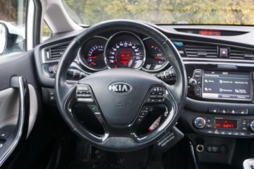 Kia Ceed II Hatchback 5d Facelifting 1.6 GDI 135KM 2016 Kia Ceed 1rej.2017 Tempomat Czuj.park Czuj. zmierzchu i deszczu FV23, zdjęcie 12