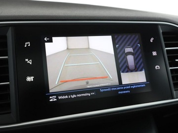 Peugeot 308 II Hatchback Facelifting 1.2 PureTech 130KM 2019 Peugeot 308 Allure automat panorama navi PDC, zdjęcie 23
