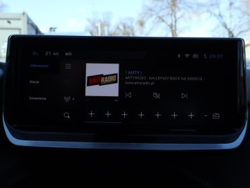 Peugeot 2008 II SUV Facelifting 1.2 PureTech 130KM 2024 Peugeot 2008 1.2 PureTech, Salon Polska, zdjęcie 11