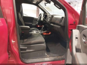 Nissan 2022 Nissan Frontier Pro-4X 2022 3.8 Benzyna 310KM, zdjęcie 9