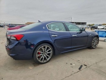 Maserati Ghibli III 2022 Maserati Ghibli GT, 2022r., 3.0L 3.0 Benzyna 345KM, zdjęcie 3