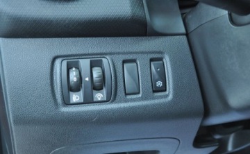 Renault Clio IV Hatchback 5d ENERGY TCe 99g 90KM 2016 Renault Clio LIFT Benzyna Klimatyzacja Cz.parkowania Tempomat Benzyna 90KM, zdjęcie 19