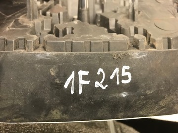 LOGO ZNAK ZNAKY NÁRAZNÍK PŘEDNÍ ORIGINÁLNÍ PEUGEOT 407 2004-2011