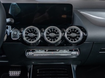 Mercedes GLA II Off-roader Facelifting 2.0 220 190KM 2026 MERCEDES-BENZ GLA 220 4-Matic AMG Line 2.0 (190KM) 2026, zdjęcie 11