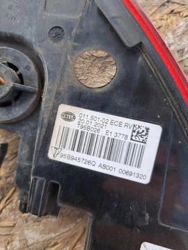 PORSCHE OE 95B945726Q