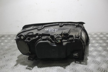 SVĚTLO LEVÝ PŘEDNÍ VOLVO V70 III