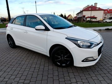 Hyundai i20 II 2018 SPRZEDAM HYUNDAY i20 TYLKO 58TYŚ BIAŁY ZADBANY