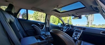 Volvo V60 I Kombi Facelifting 2.0 D4 DRIVE-E 181KM 2014 Volvo V60 Volvo V60 D4 Geartronic Ocean Race 2.0 Diesel 181KM, zdjęcie 20