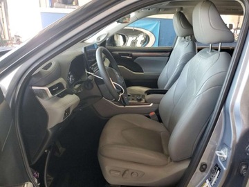 Toyota Highlander III 2021 Toyota Highlander Platinum 2021 3.5l 3.5 Benzyna 295KM, zdjęcie 7