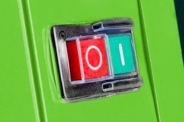 Настольный шлифовальный станок мощностью 350 Вт, шлифовальный круг 200 х 16,0 мм.