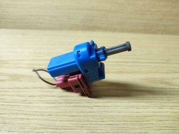 CZUJNIK PEDAŁU SPRZĘGŁA FORD 98AB7C534-AA