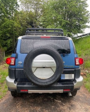 Toyota FJ Cruiser 4.0 239KM 2011 Toyota FJ Toyota FJ 4.0 4x4 4.0 Benzyna 239KM, zdjęcie 10