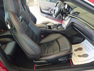 Maserati GranTurismo 2018 Maserati GranTurismo Sport Coupe 2018 4.7 Benzyna 454KM, zdjęcie 6
