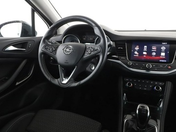Opel Astra K Hatchback 5d 1.4 Turbo 150KM 2017 Opel Astra Innovation 150KM półskóra grzane, zdjęcie 15